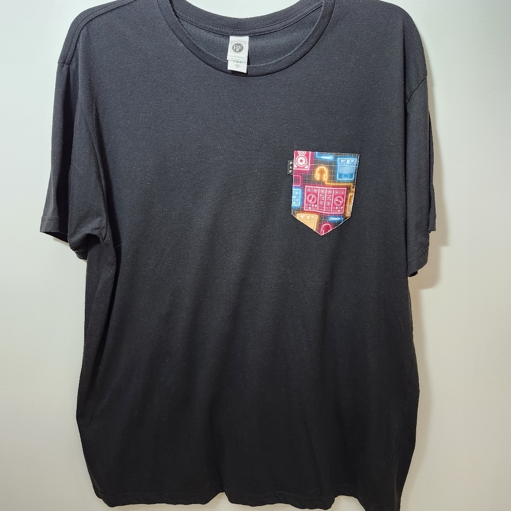 Poches & Fils  Men's Electrified Poket T-shirt  Sz. 2Xl